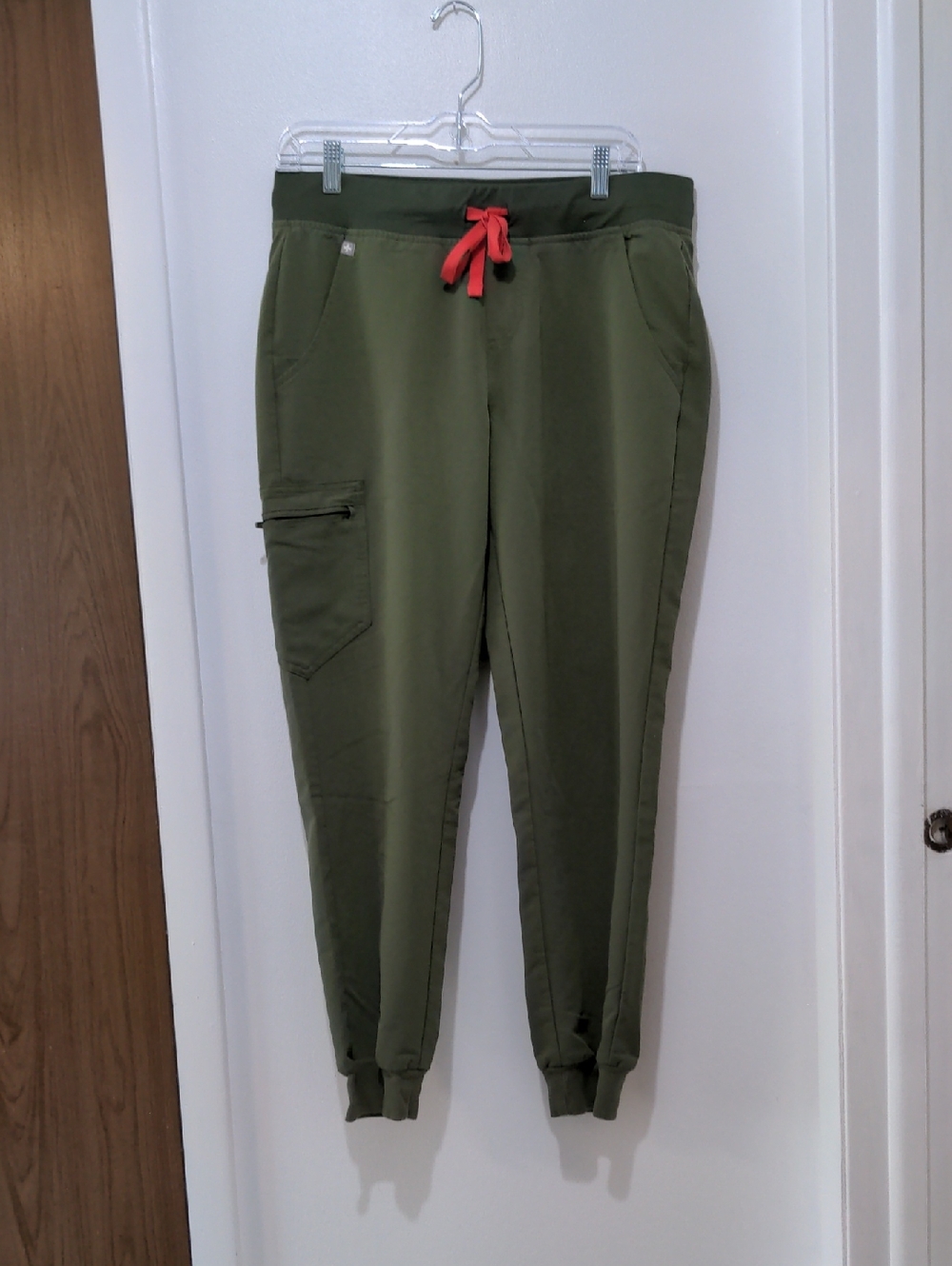 VGUC Figs Zamora Joggers in Dark Olive